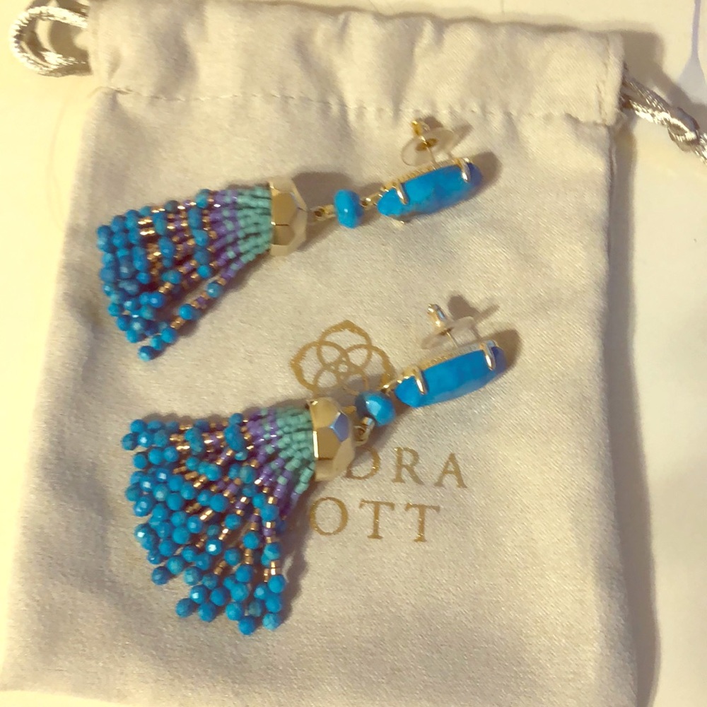 Kendra Scott Dove Earrings